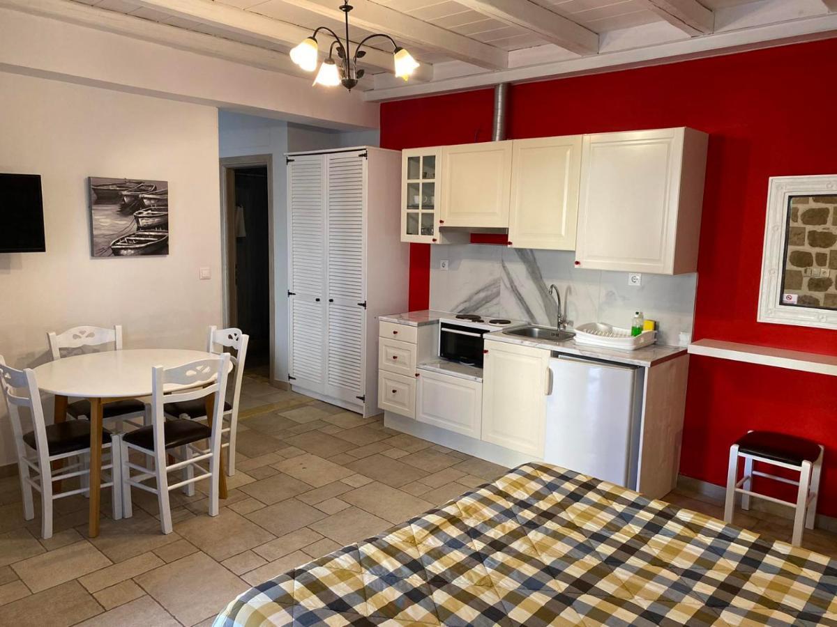 Myral Guesthouse Nafplio Bagian luar foto