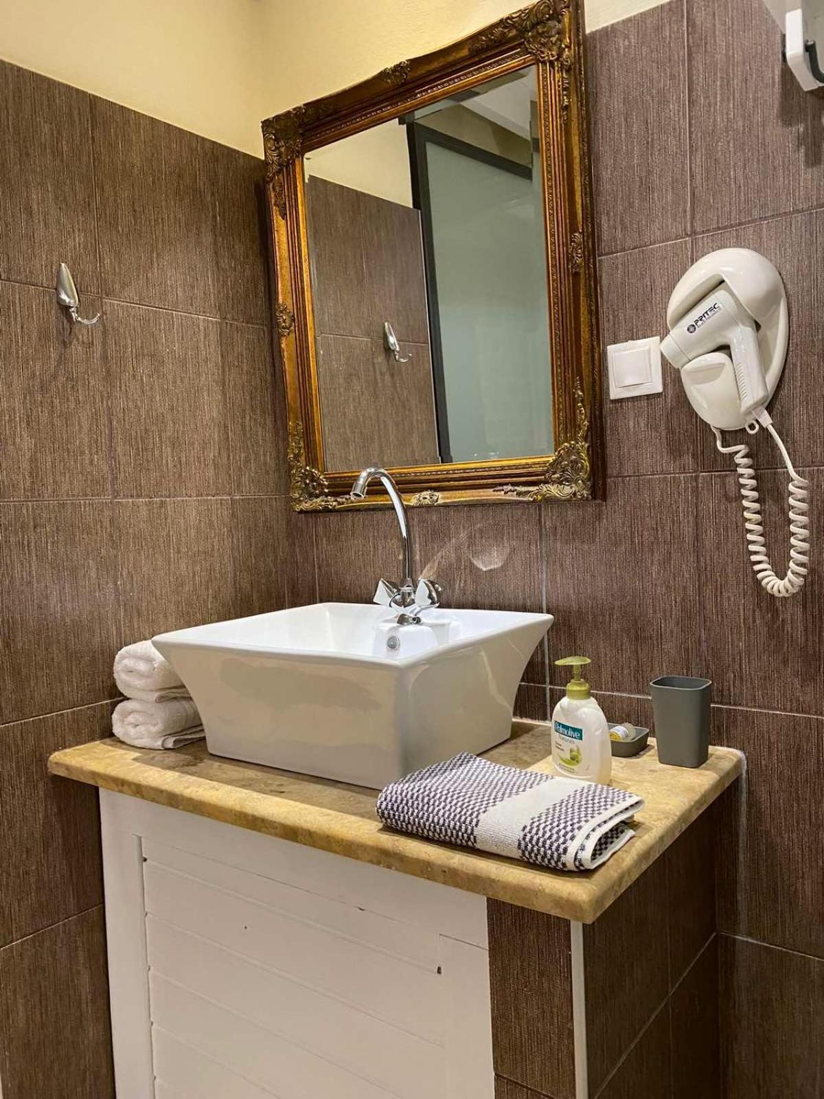 Myral Guesthouse Nafplio Bagian luar foto